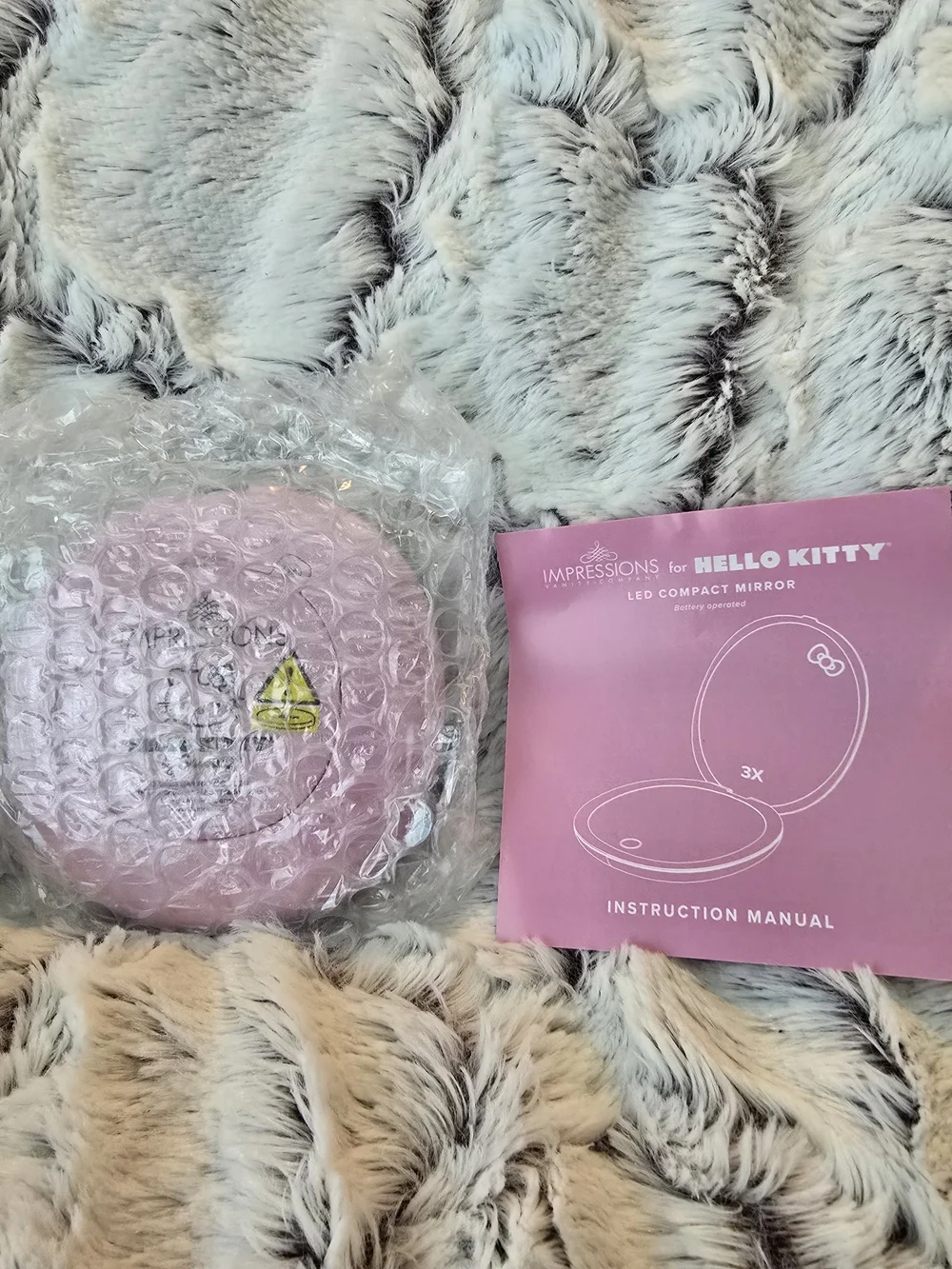 Impressions Hello Kitty LED Compact Mirror - Black & Pink NWT